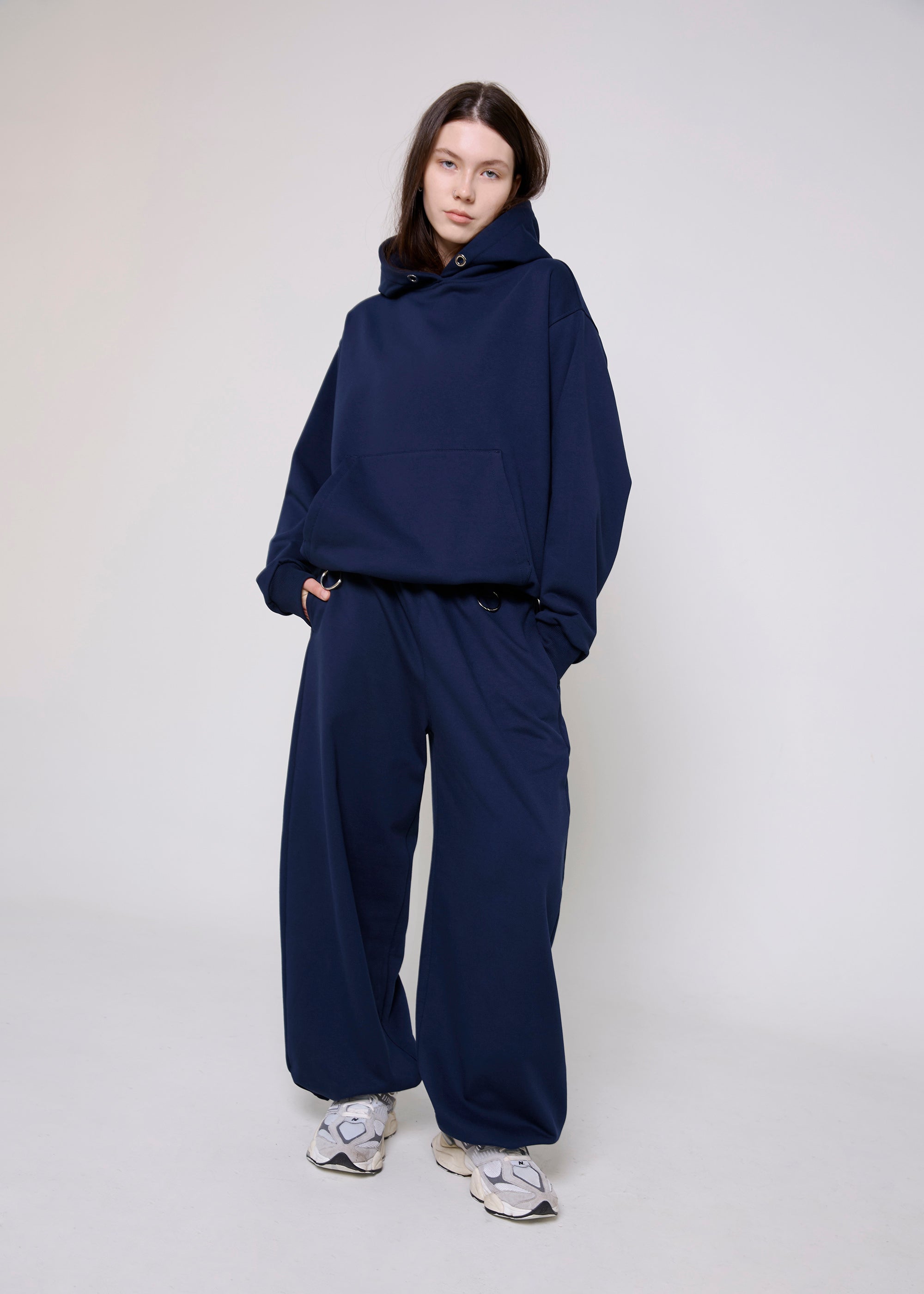 BASIC navy hoodie