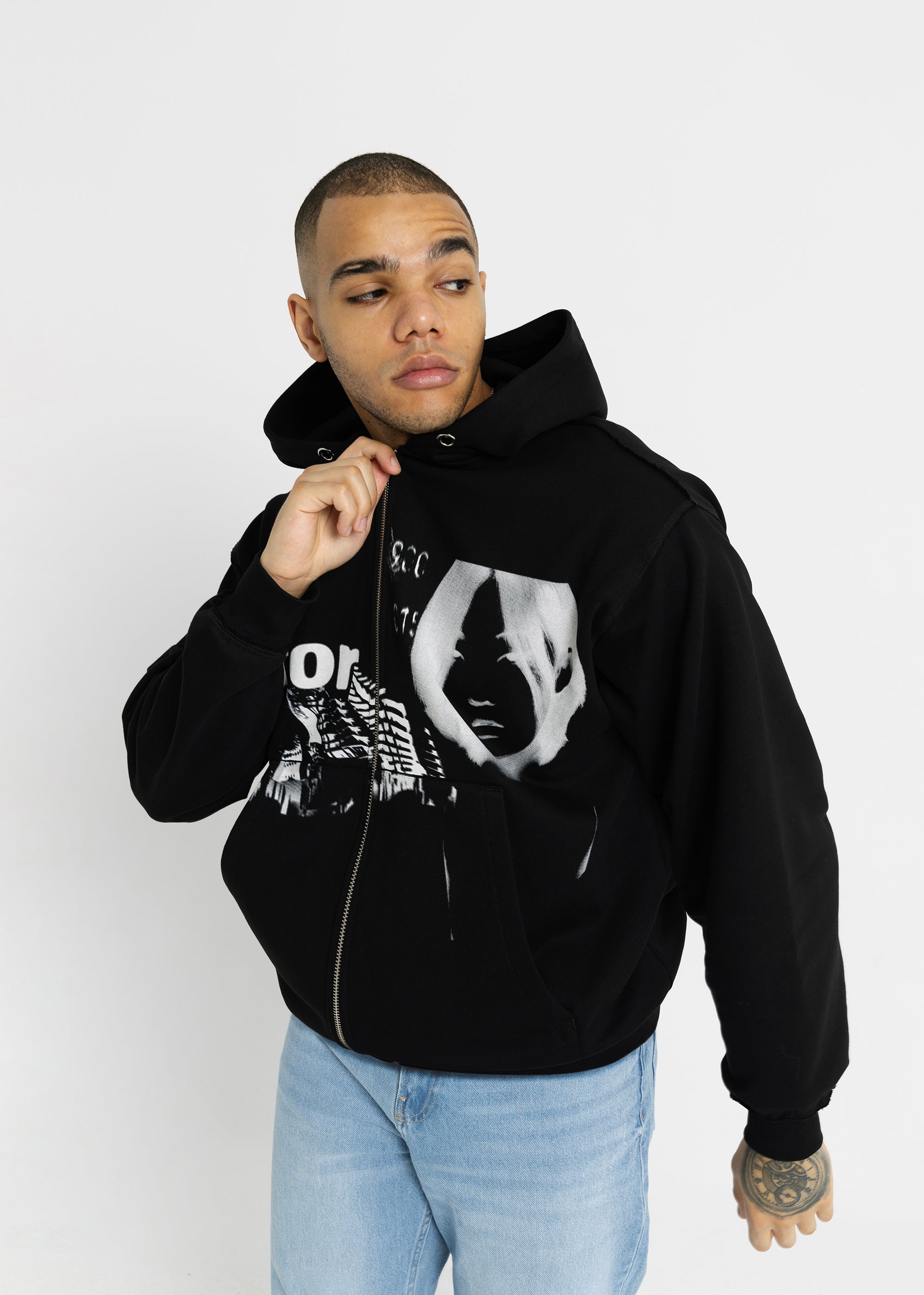 ERROR black zipped hoodie